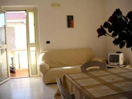 Le Castella Holiday home *