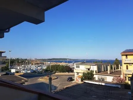 Le Castella Holiday home *